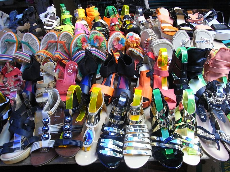 swift-international-trading-shoe-star-naif-deira