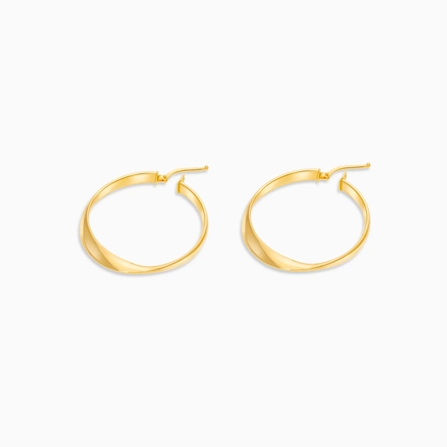 hoop-earrings-in-18k-yellow-gold-big-1