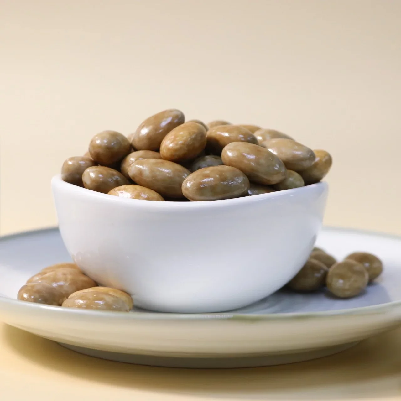 premium-caramel-almond-dragee-big-0