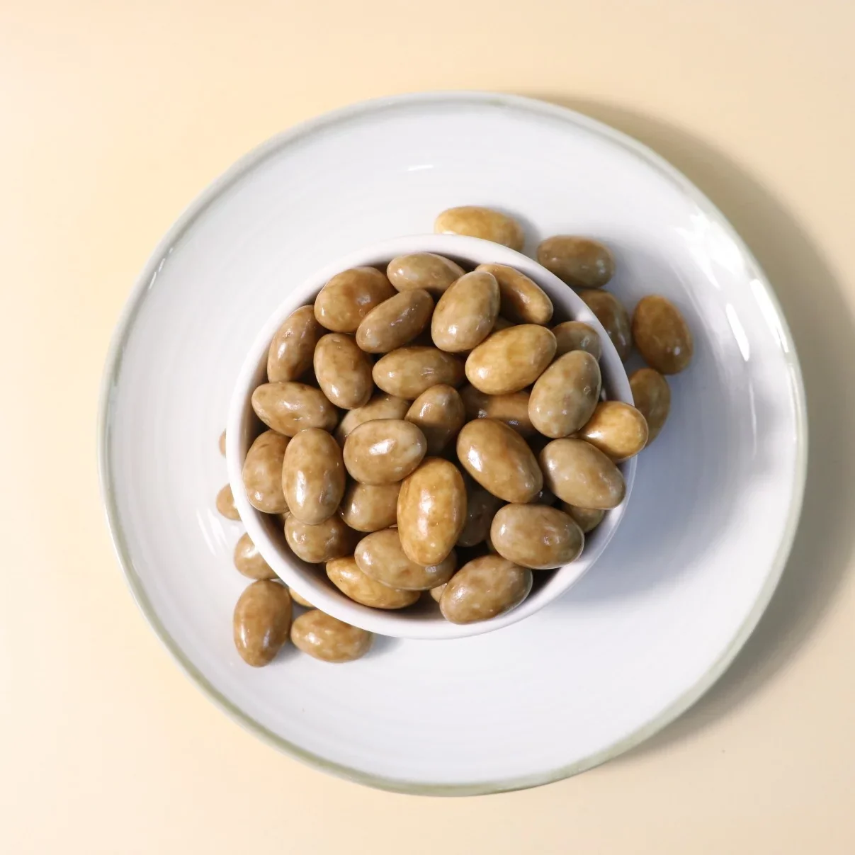 premium-caramel-almond-dragee-big-1