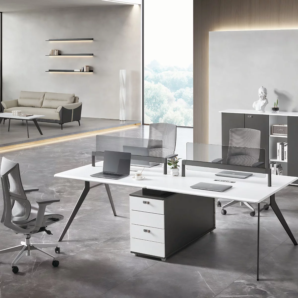 4-person-benching-workstation-with-glass-privacy-panel-big-0