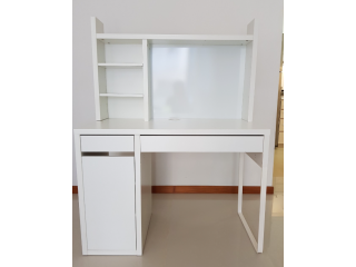 Kids study table (Ikea) for sale