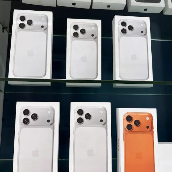 SMART PLANETA MOBILE PHONES & ACCESSORIES TRADING L.L.C logo