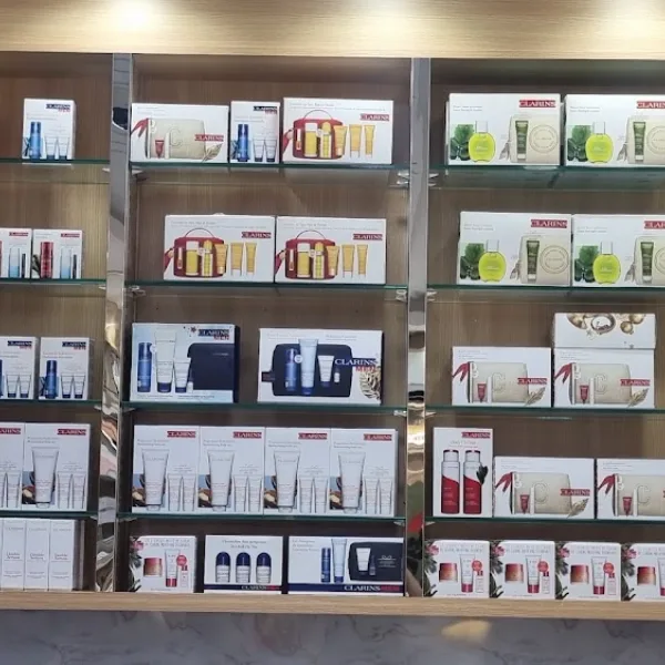 Bloom Face Cosmetic & Perfume Wholesale L.L.C logo