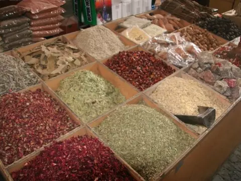 spices-market-dubai-al-sabkha-deira