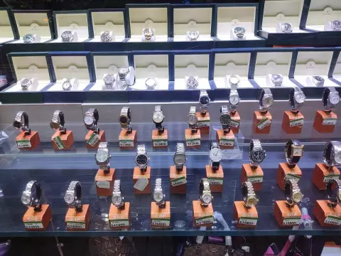 max-time-watches-al-sabkha-deira