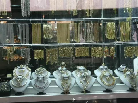 kanz-jewels-gold-souk-gold-souk-deira