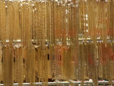 bafleh-jewellery-gold-wholesale-gold-souk-deira