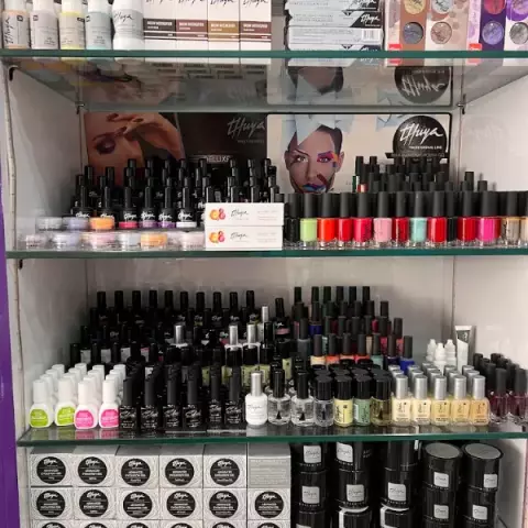 Oskar Cosmetics