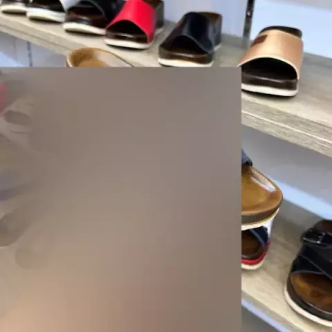 Dubai Wholesale Shoes Distributor